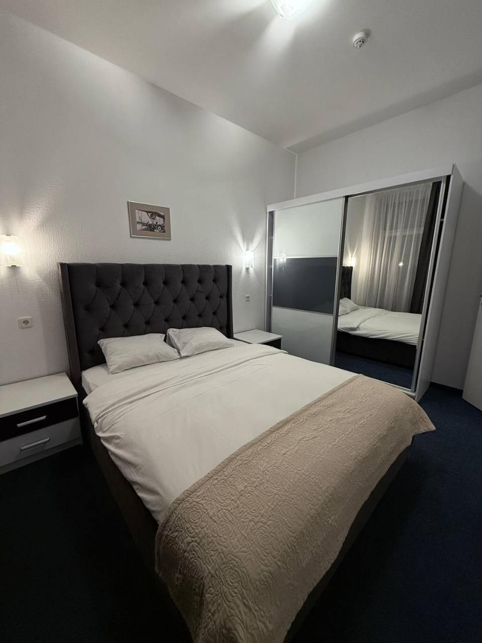 דאוגבפילס Biplan Hotel מראה חיצוני תמונה